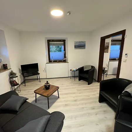 Ailsbach Ruhig, Eingezaeunt, Hundefreundlich Nahe A3 *