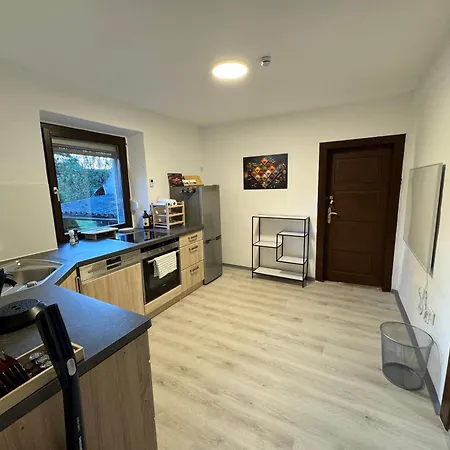 Ailsbach Ruhig, Eingezaeunt, Hundefreundlich Nahe A3 Vakantiehuis *