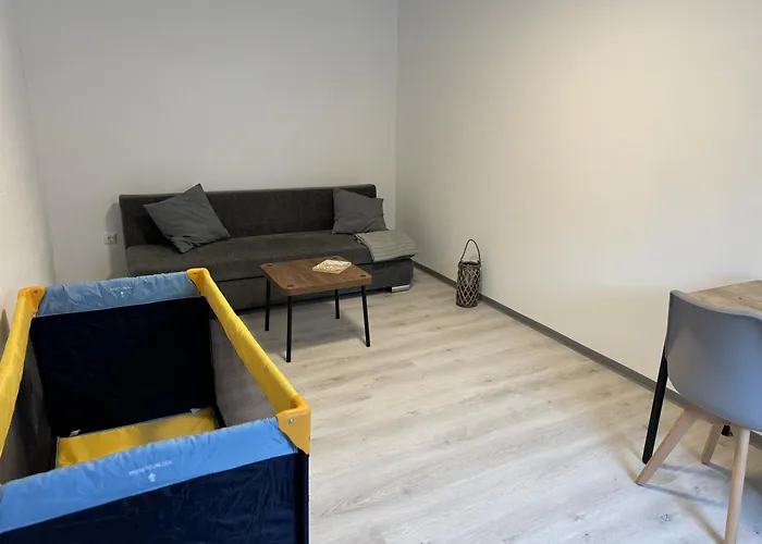 בית נופש Ailsbach Ruhig, Eingezaeunt, Hundefreundlich Nahe A3 *