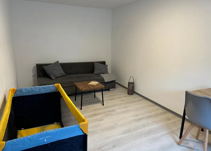 Ailsbach Ruhig, Eingezaeunt, Hundefreundlich Nahe A3 *