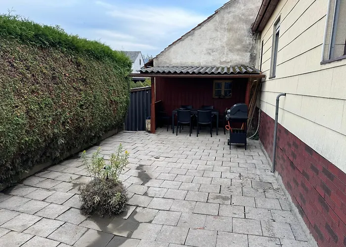 בית נופש Ailsbach Ruhig, Eingezaeunt, Hundefreundlich Nahe A3